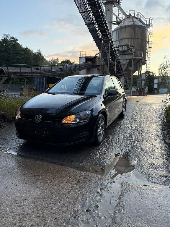 Schwarz Gebraucht 2013 VW Golf Comfortline Limousine | 6.100 € (Superpreis) - Bild 1/4