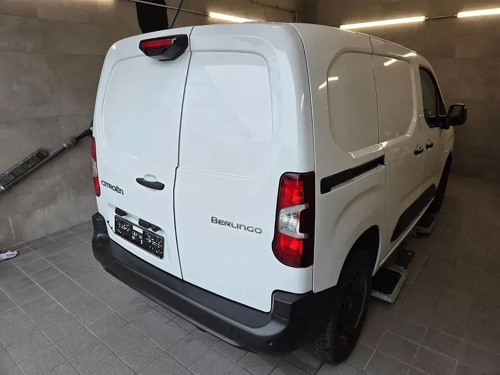 Gebraucht Citroën Berlingo 102 PS (75 kW) 2024 Weiß Van / Kleinbus