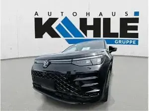 Neu VW Tayron R-line 150 PS (110 kW) 2026 Schwarz (grenadillschwarz) SUV
