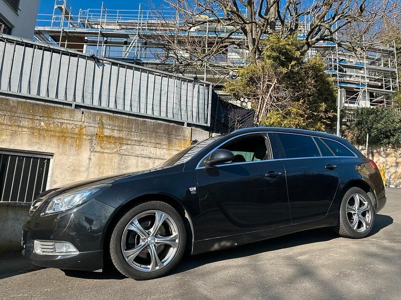 Gebraucht Opel Insignia OPC 220 PS (161 kW) 2011 Schwarz Kombi