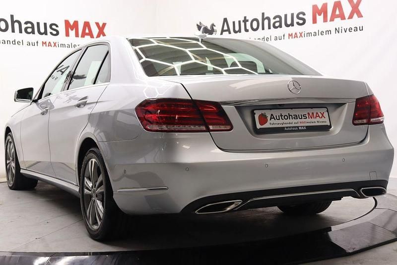 Gebraucht Mercedes E200 136 PS (100 kW) 2014 Silber Limousine
