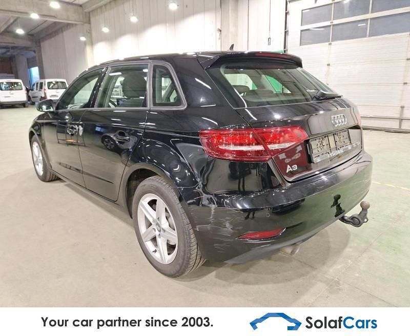 Gebraucht Audi A3 116 PS (85 kW) 2019 Schwarz Limousine