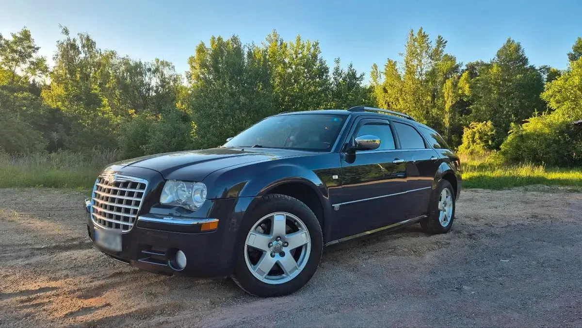 Usado Chrysler 300C Touring 250 CV (183 kW) 2006 Azul Familiar