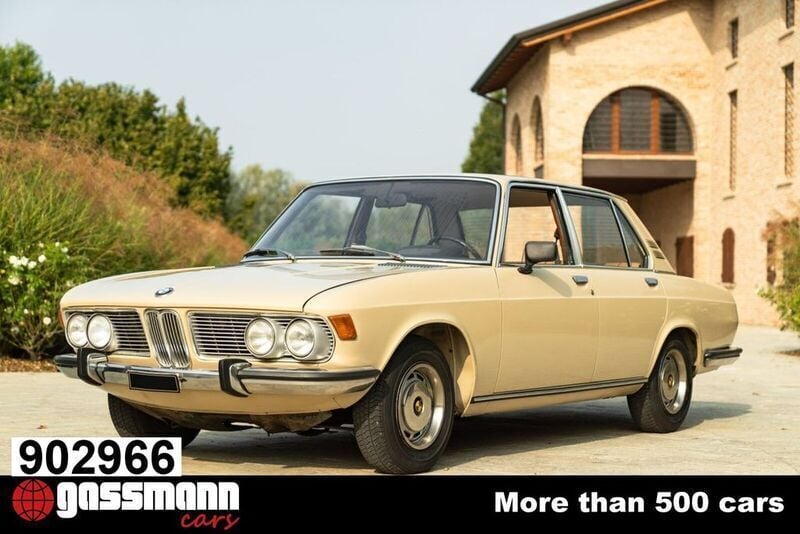 Beige Gebraucht 1970 BMW 2500 Limousine | 34.000 € - Bild 1/4