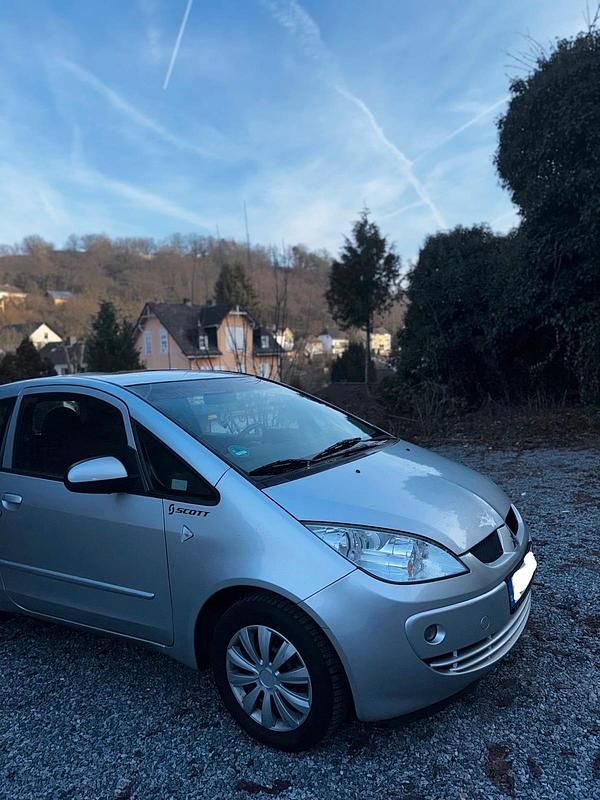 Gebraucht Mitsubishi Colt 95 PS (69 kW) 2007 Grau Kleinwagen