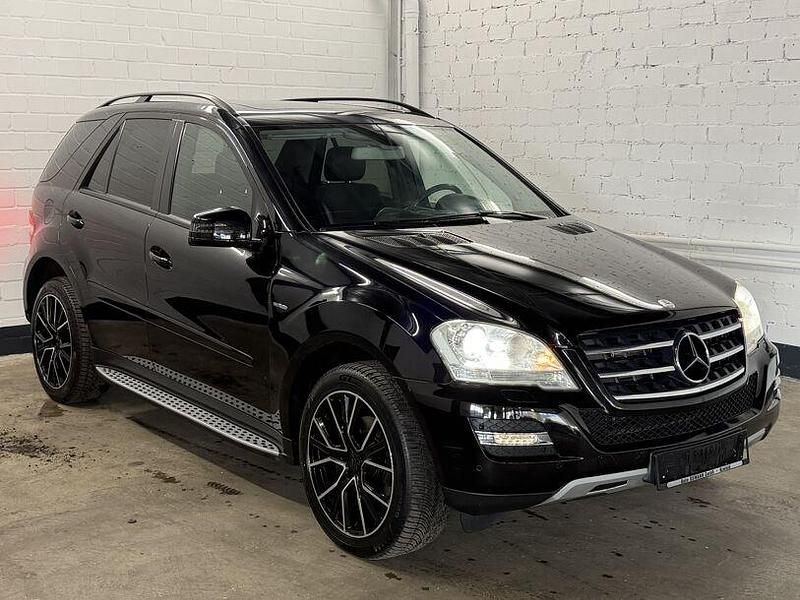 Gebraucht Mercedes ML300 204 PS (150 kW) 2010 Schwarz  unilack SUV