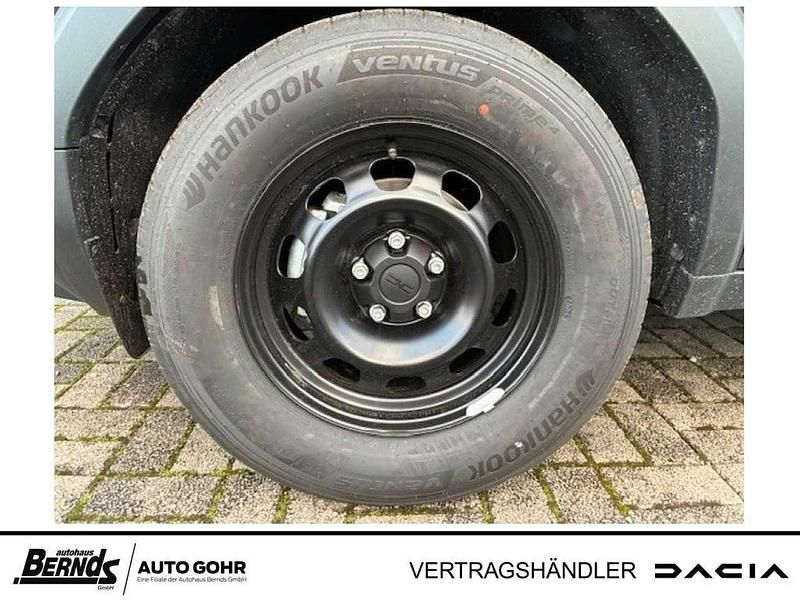 Neu Dacia Duster Essentiel 101 PS (74 kW) 2026 Dolomitgrau metallic SUV