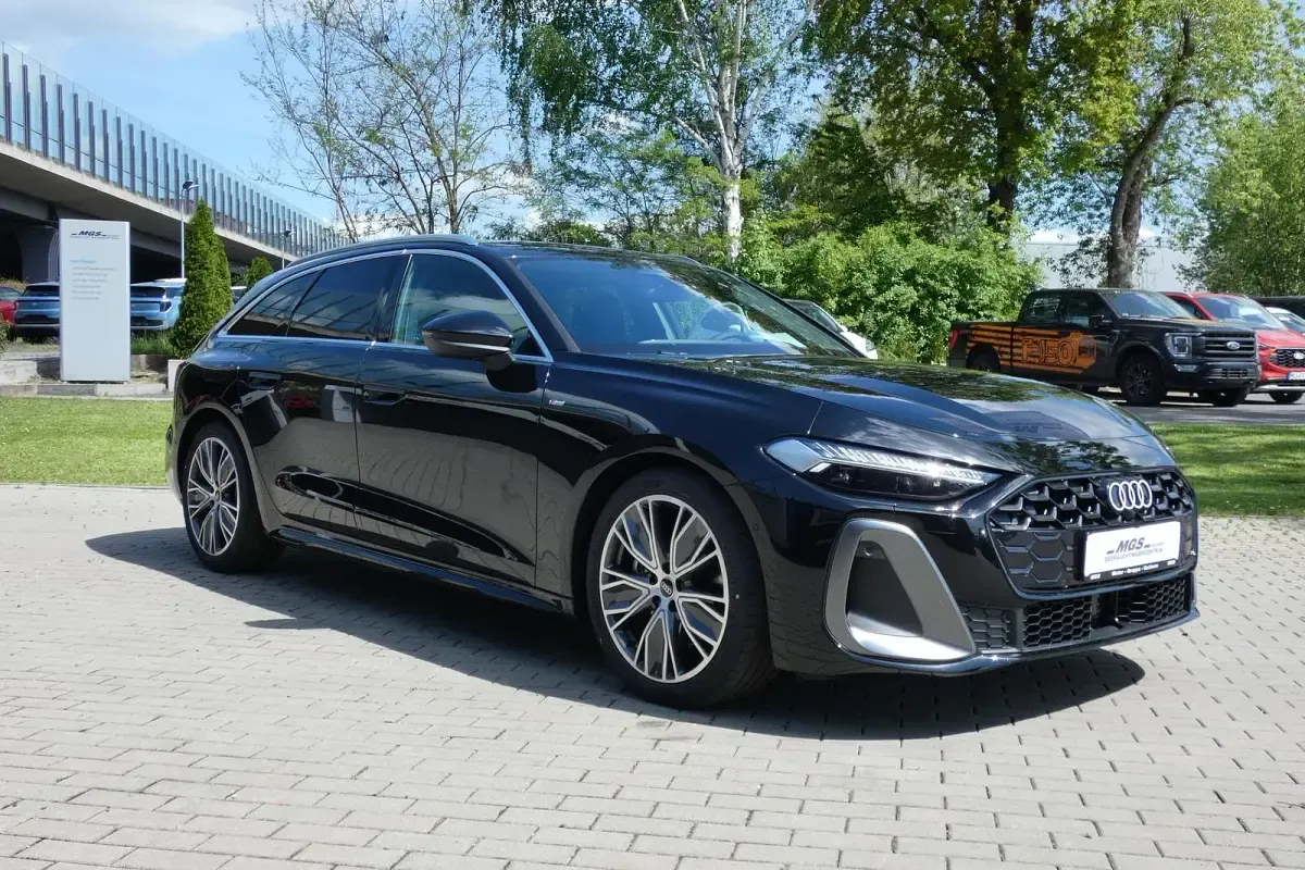 Occasion Audi A5 S-Line 150 ch (110 kW) 2025 Noir Break