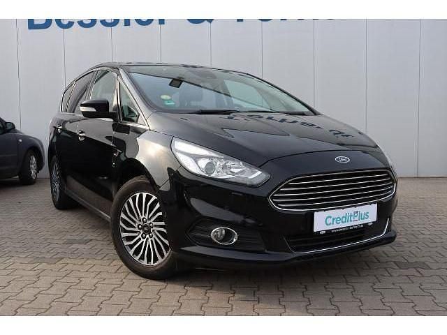 Gebraucht Ford S-MAX Titanium 150 PS (110 kW) 2019 Schwarz Van / Kleinbus