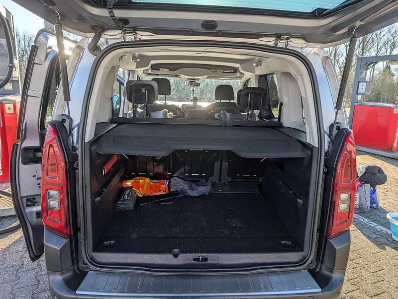 Gebraucht Citroën Berlingo Start 102 PS (75 kW) 2021 Silber Van / Kleinbus