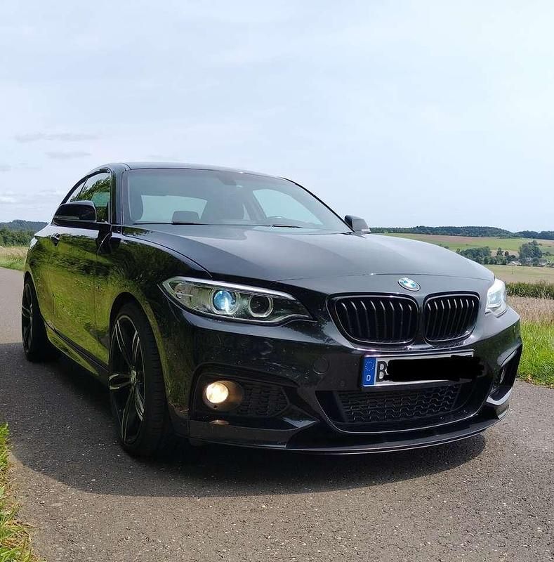 Gebraucht 2016 BMW 220 M Sport Coupé | 17.800 € (Fairer Preis) - Bild 1/4