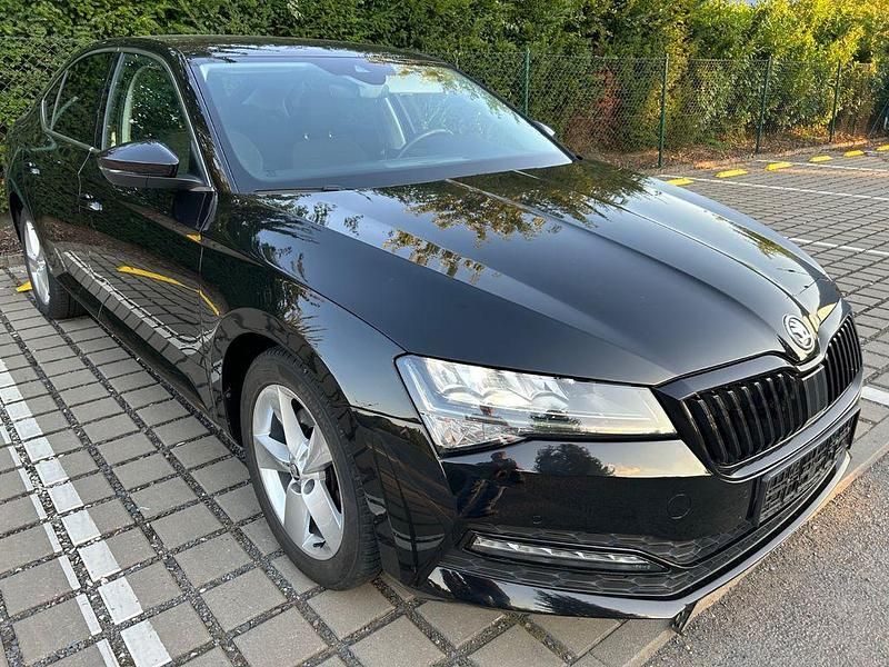 Gebraucht Skoda Superb Style 150 PS (110 kW) 2020 Schwarz Limousine