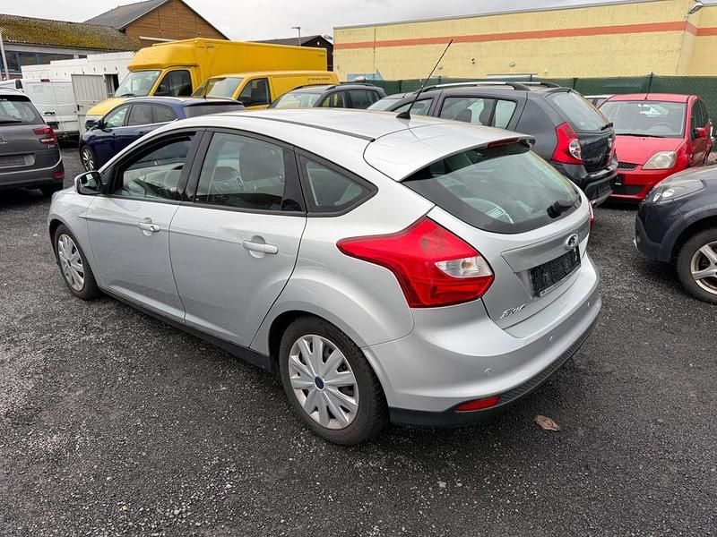 Gebraucht Ford Focus Trend 116 PS (85 kW) 2012 Limousine