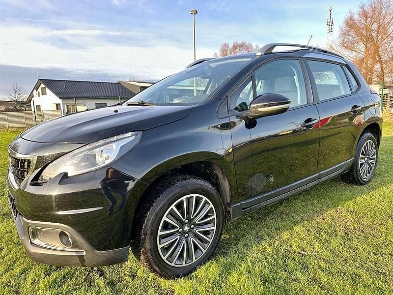 Noir perla nera Gebraucht 2018 Peugeot 2008 Active SUV | 6.500 € (Superpreis) - Bild 1/4