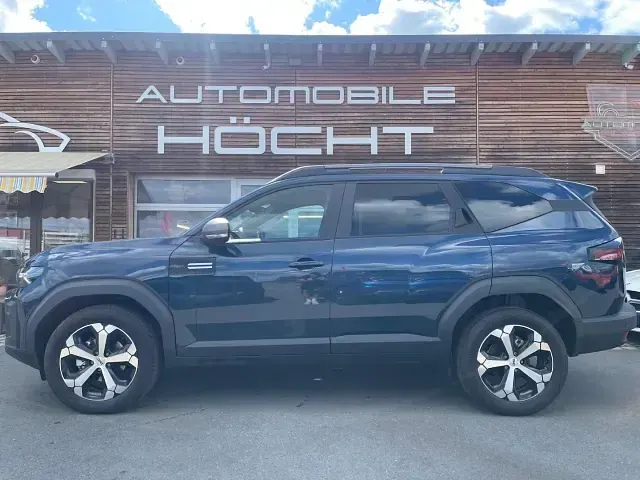 Neu Dacia Bigster Journey 156 PS (114 kW) 2025 Blau SUV