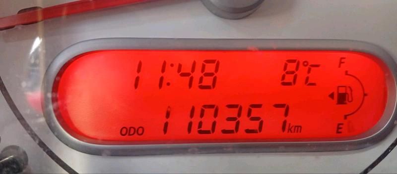 Gebraucht Opel Agila 105 PS (77 kW) 2011 Silber Kleinwagen