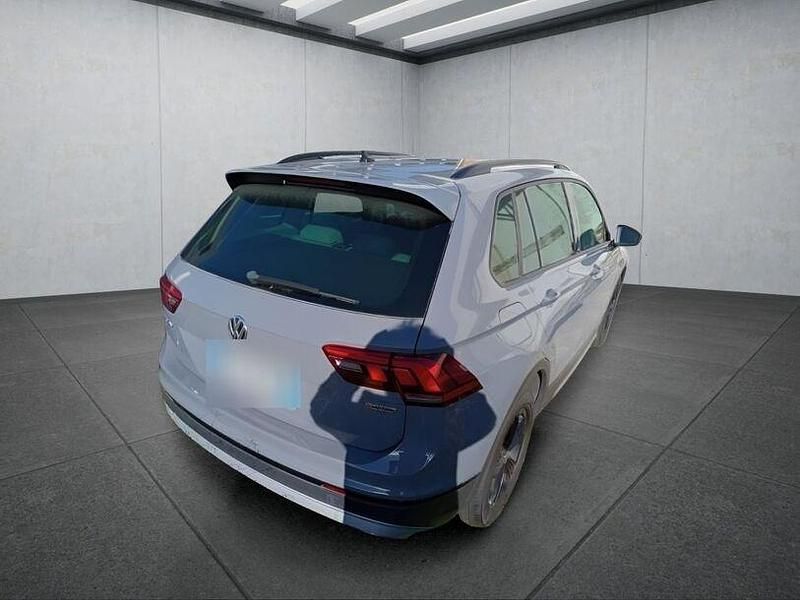 Gebraucht VW Tiguan 150 PS (110 kW) 2020 Grau SUV