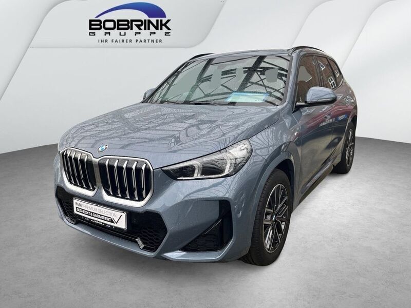 Grau Gebraucht 2024 BMW X1 M Sport SUV | 40.400 € (Guter Preis) - Bild 1/4