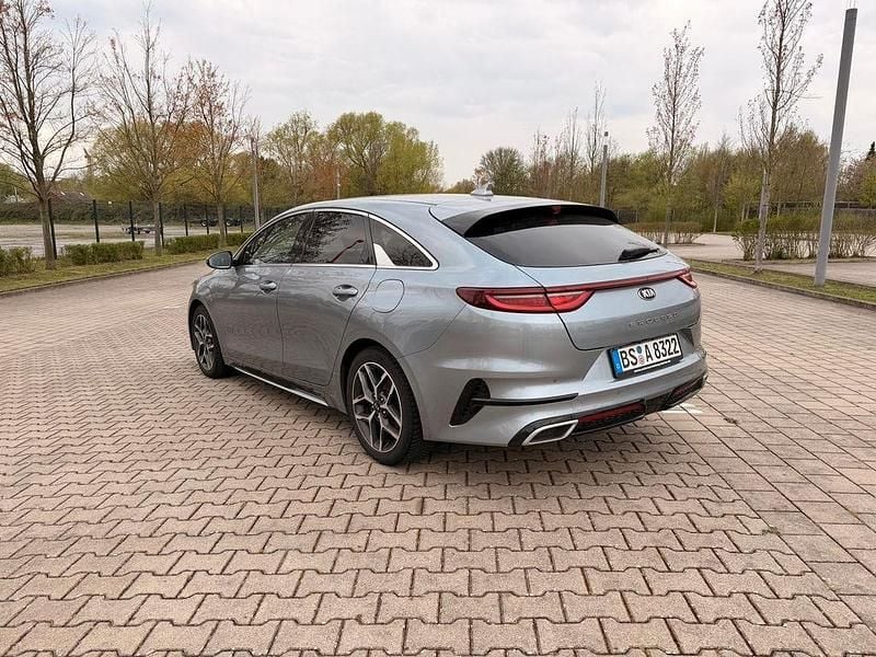 Gebraucht Kia ProCeed 140 PS (102 kW) 2021 Silber Kombi
