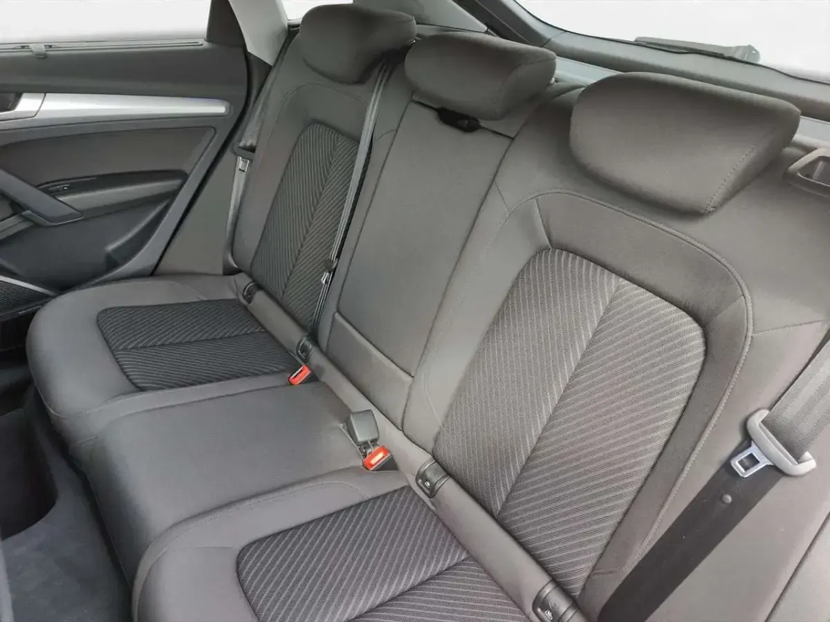Gebraucht Audi Q5 S-Line 204 PS (150 kW) 2023 Daytonagrau perleffekt SUV