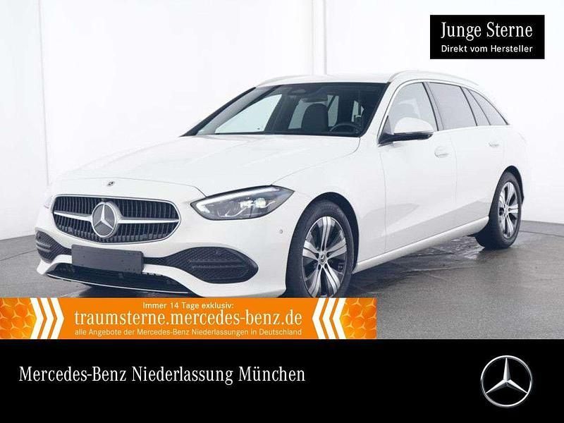 Weiß Gebraucht 2024 Mercedes C180 Avantgarde Limousine | 34.990 € (Guter Preis) - Bild 1/3