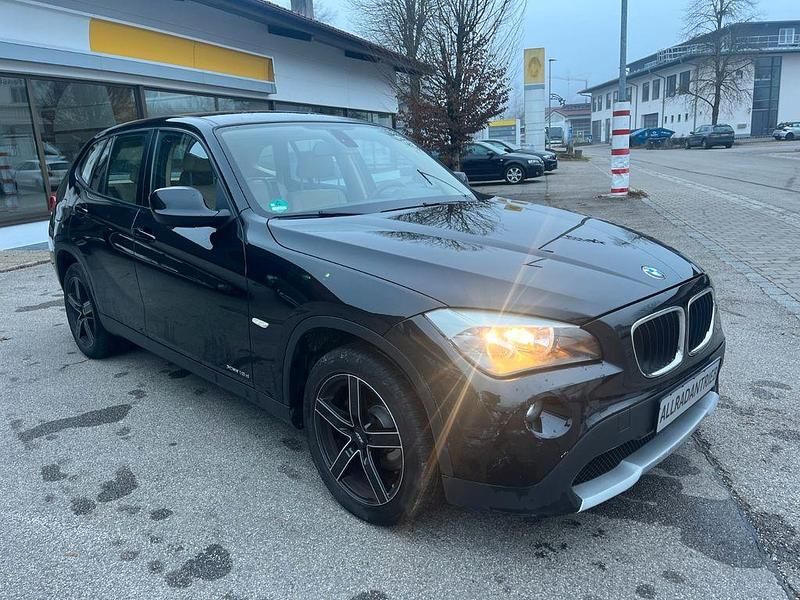 Schwarz Gebraucht 2011 BMW X1 Sport Line SUV | 5.300 € (Guter Preis) - Bild 1/4