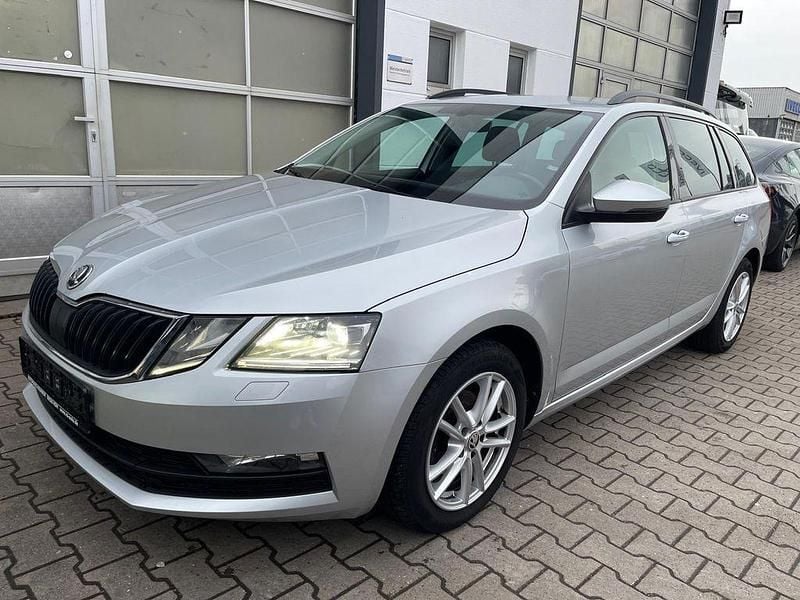 Gebraucht Skoda Octavia Ambition 116 PS (85 kW) 2018 Silber Kombi
