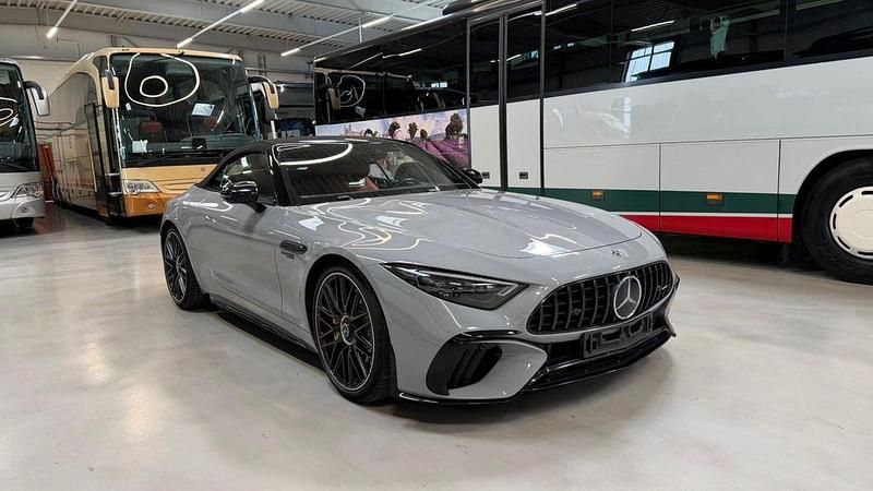 Gebraucht Mercedes SL63 AMG AMG 585 PS (430 kW) 2024 Grau Cabrio