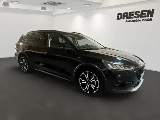 Używany Ford Focus Active 155 KM (114 kW) 2022 Czarny Kombi