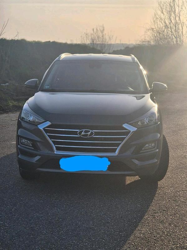 Gebraucht Hyundai Tucson 176 PS (129 kW) 2019 Grau SUV