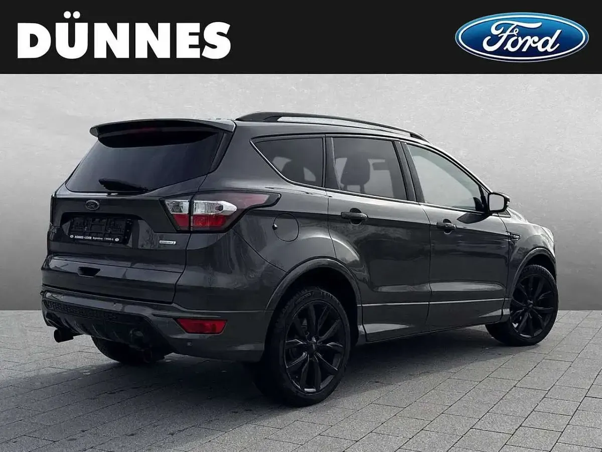 Gebraucht Ford Kuga ST-Line 182 PS (133 kW) 2017 Magneticgrau metallic SUV