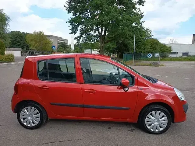 Gebraucht Renault Modus 75 PS (55 kW) 2012 Rot Van / Kleinbus