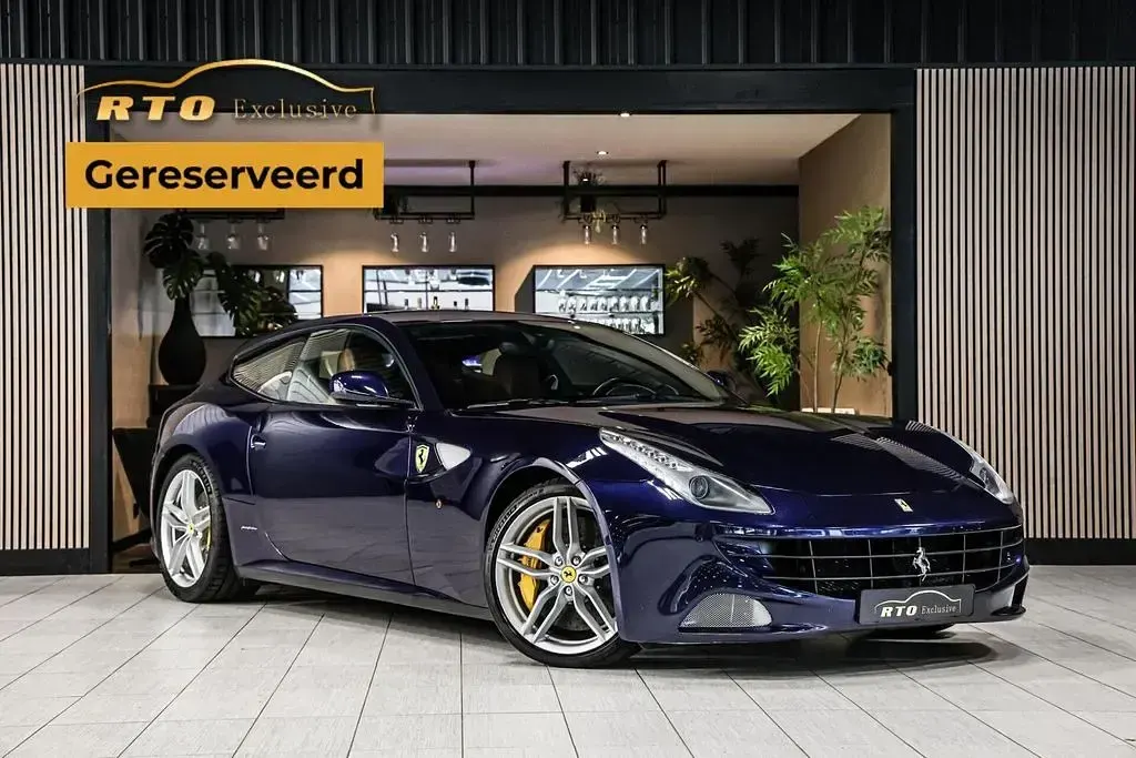 Gebraucht Ferrari FF 661 PS (486 kW) 2012 Blau Kombi