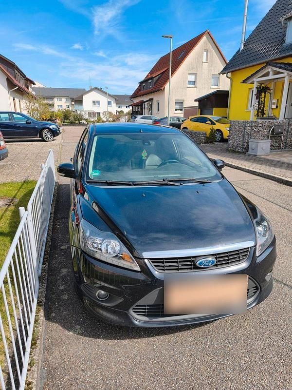 Usata Ford Focus 109 CV (80 kW) 2009 Nero Berlina