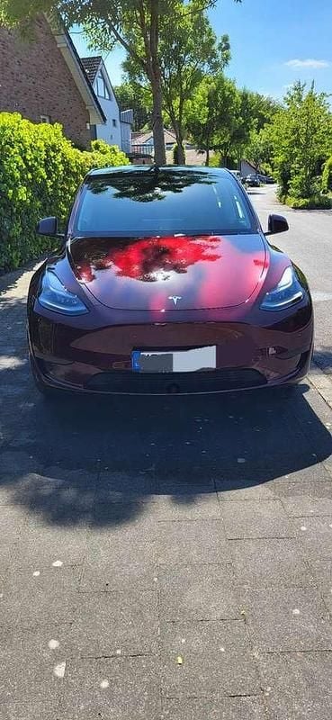 Gebraucht 2024 Tesla Model Y RWD SUV | 37.500 € (Fairer Preis) - Bild 1/4