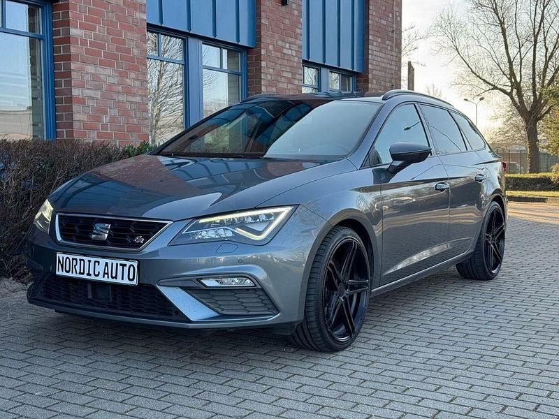 Grau Gebraucht 2017 Seat Leon ST FR Kombi | 12.495 € (Fairer Preis) - Bild 1/4