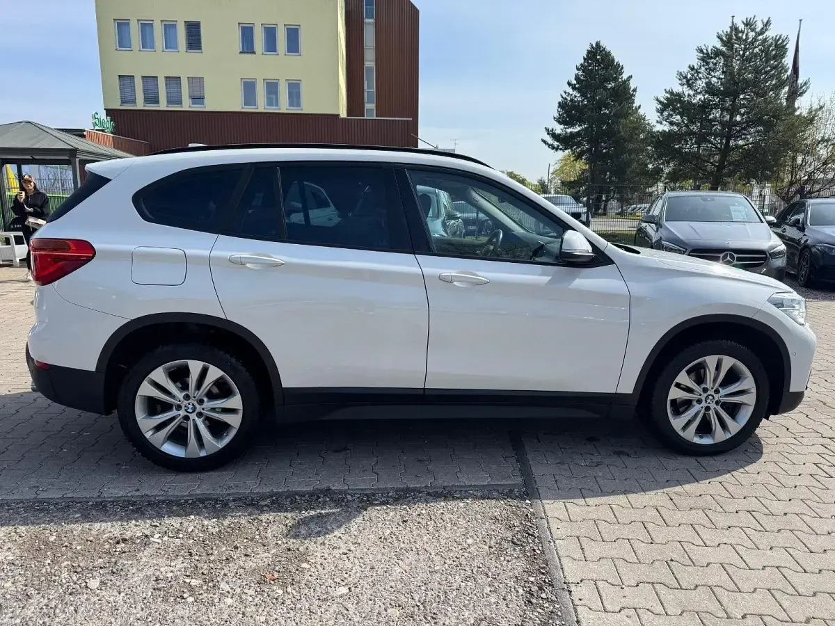 Używany BMW X1 Performance 150 KM (110 kW) 2018 Biały SUV