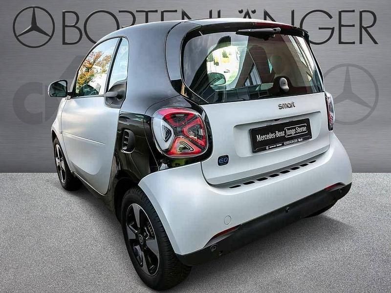 Gebraucht Smart ForTwo Coupé Exclusive 60 kW (82 PS) 2023 Weiß Kleinwagen