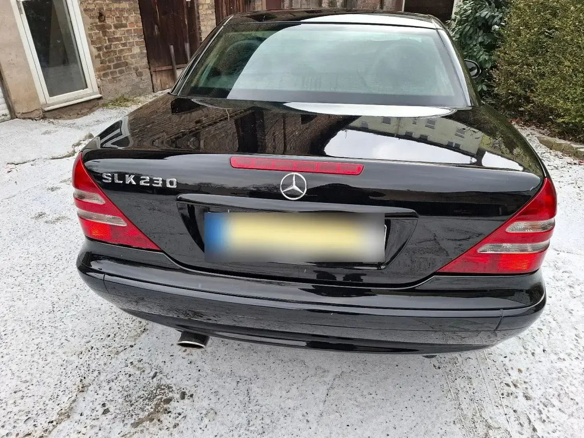 Gebraucht Mercedes SLK230 193 PS (141 kW) 2002 Schwarz Cabrio