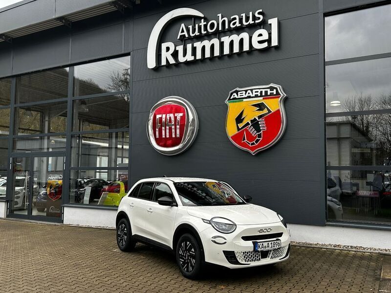 Weiß Neu 2025 Fiat 600 SUV | 25.390 € (Fairer Preis) - Bild 1/4