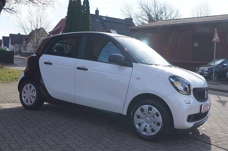 Gebraucht Smart ForFour 71 PS (52 kW) 2019 Schwarz Kleinwagen