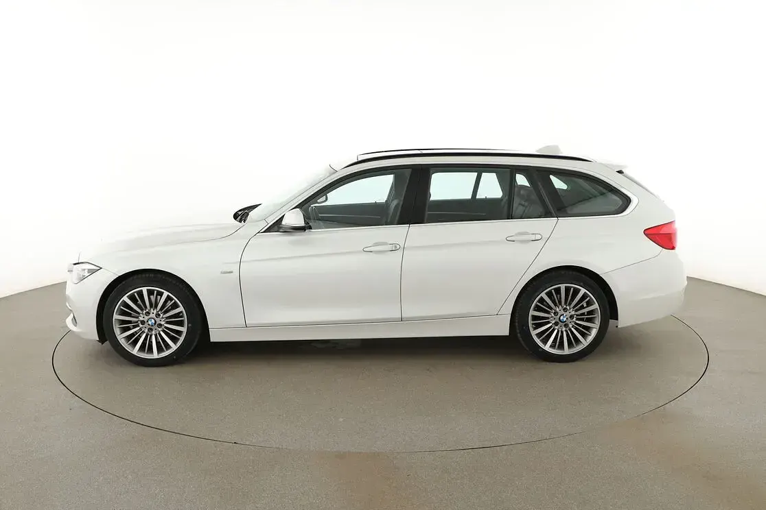 Gebraucht BMW 330 Luxury Line 252 PS (185 kW) 2018 Weiß Kombi