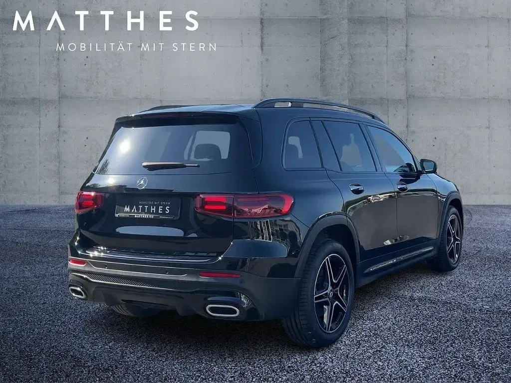 Gebraucht Mercedes GLB220 AMG 190 PS (139 kW) 2025 Schwarz SUV