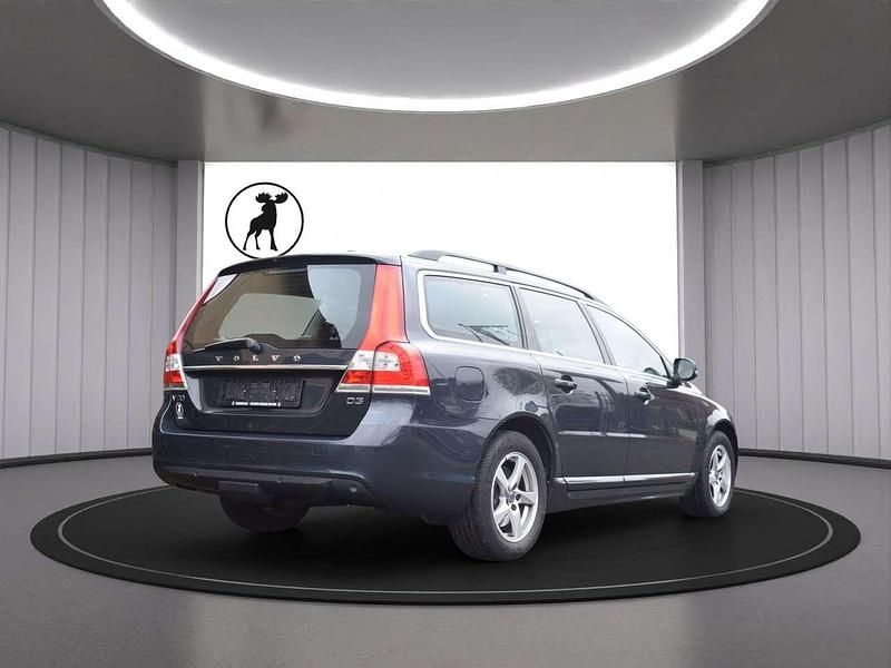 Gebraucht Volvo V70 150 PS (110 kW) 2016 Savile grey Kombi