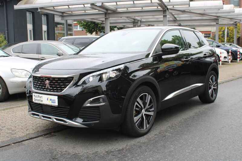 Lackierung schwarz perla nera/ Gebraucht 2019 Peugeot 3008 Allure GT-Line SUV | 21.990 € (Etwas zu teuer) - Bild 1/4