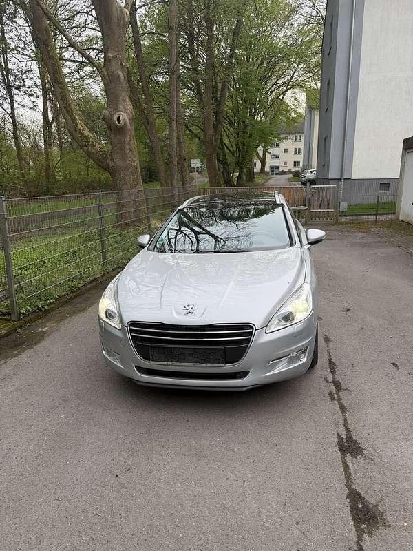 Gebraucht Peugeot 508 Business-Line 163 PS (119 kW) 2012 Grau Kombi