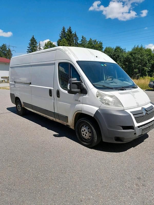 Weiß Gebraucht 2007 Citroën Jumper Van / Kleinbus | 2.100 € - Bild 1/4