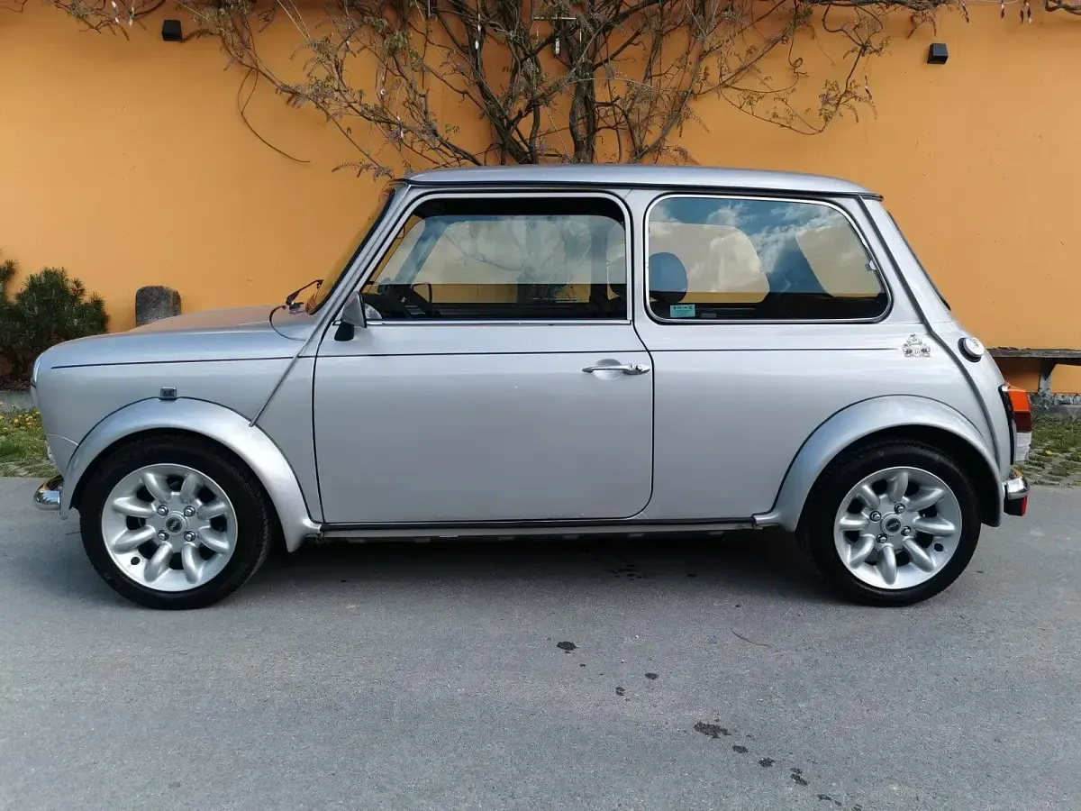 Second-hand Rover Mini 63 CP (46 kW) 2000 Argintiu Hatchback
