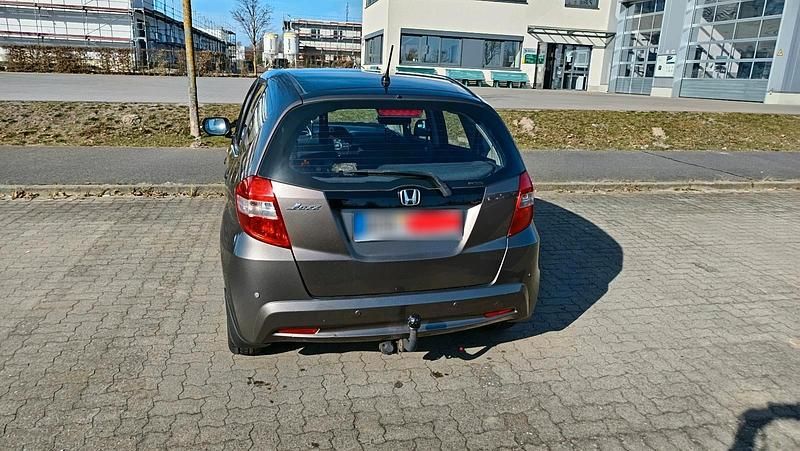 Gebraucht Honda Jazz 99 PS (72 kW) 2013 Braun Kleinwagen