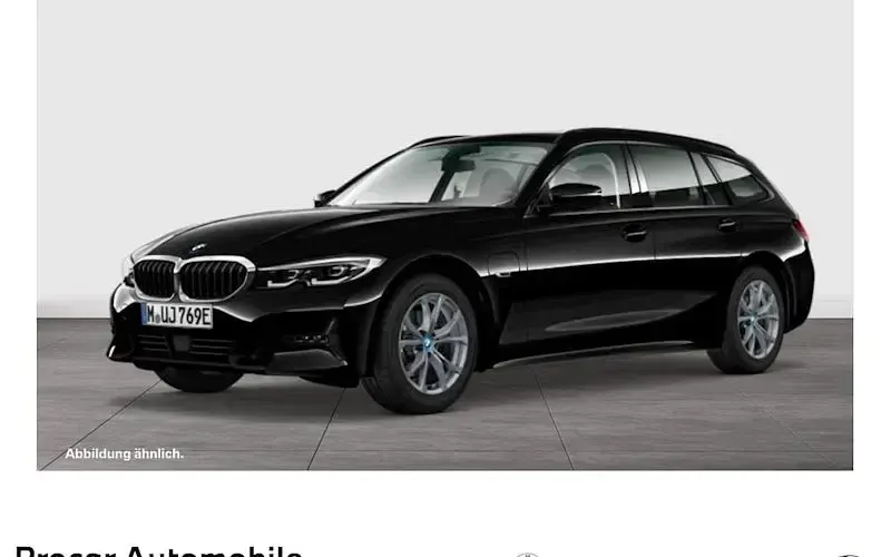Gebraucht BMW 320e Sport Line 204 PS (150 kW) 2022 Kombi